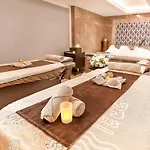 Les Ambassadeurs Casino&marina 酒店