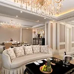 Les Ambassadeurs Casino&marina 酒店 凯里尼亚