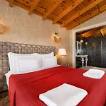 Les Ambassadeurs Casino&marina 4* 凯里尼亚