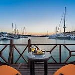 Les Ambassadeurs Casino&marina 4*