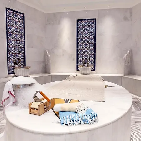 Les Ambassadeurs Casino&marina Hotel