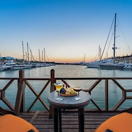 Les Ambassadeurs Casino&marina 4*