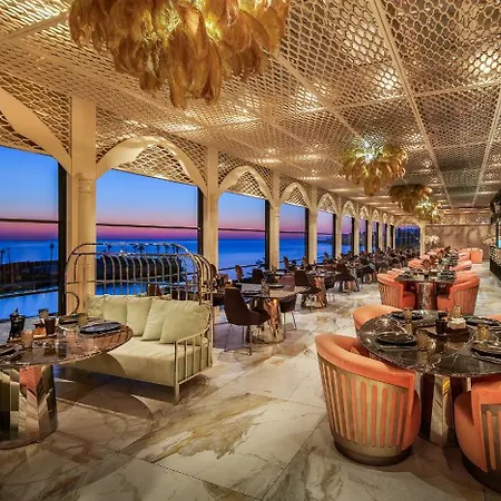 Les Ambassadeurs Casino&marina Отель 3*
