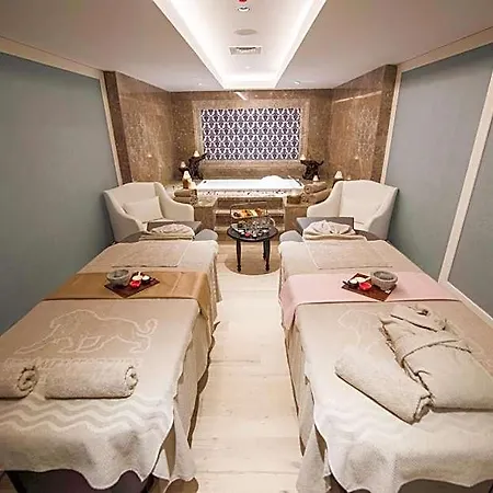 Les Ambassadeurs Casino&marina 酒店
