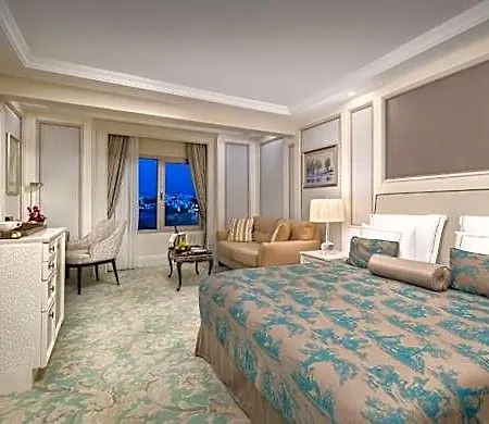 Les Ambassadeurs Casino&marina Otel