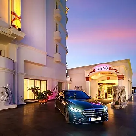 Les Ambassadeurs Casino&marina 酒店 凯里尼亚