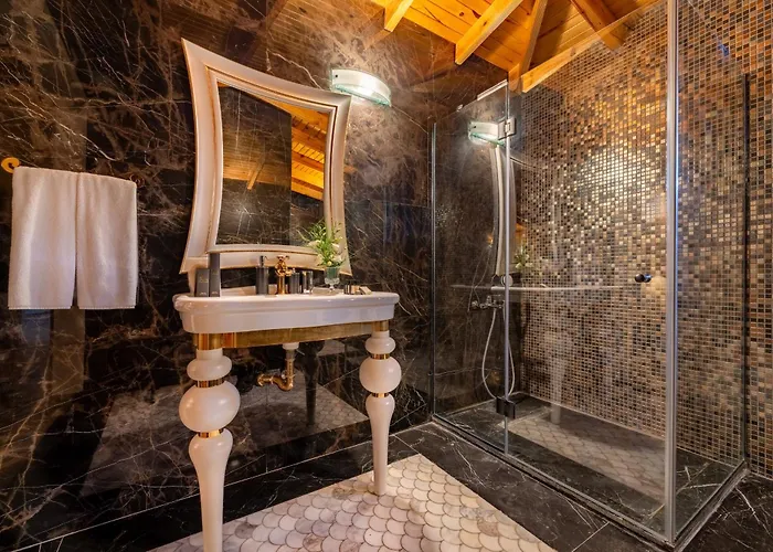 Les Ambassadeurs Casino&marina Otel Girne