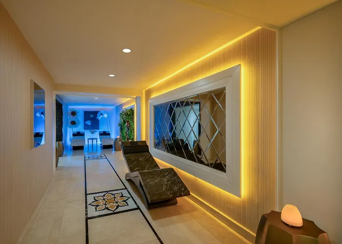 Les Ambassadeurs Casino&marina 4* Kyrenia (Northern Cyprus)