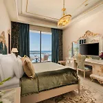 Les Ambassadeurs Casino&marina Hotel