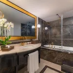 Hotel Les Ambassadeurs Casino&marina 4*
